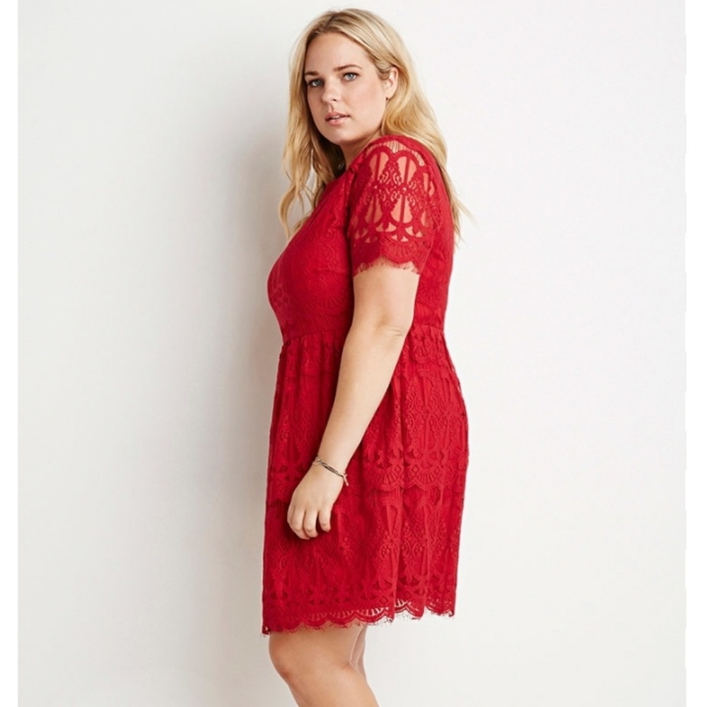 🔸️SOLD🔸️ Forever 21 Plus Eyelash Lace Dress - Picture 1 of 5